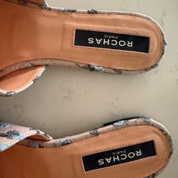 Rochas Slide - Picture 2 of 7